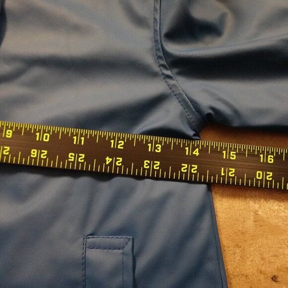 Hatley Girls' Classic Rain Jacket Size 3 Blue with Red Stripe Lining - Picture 2 of 9